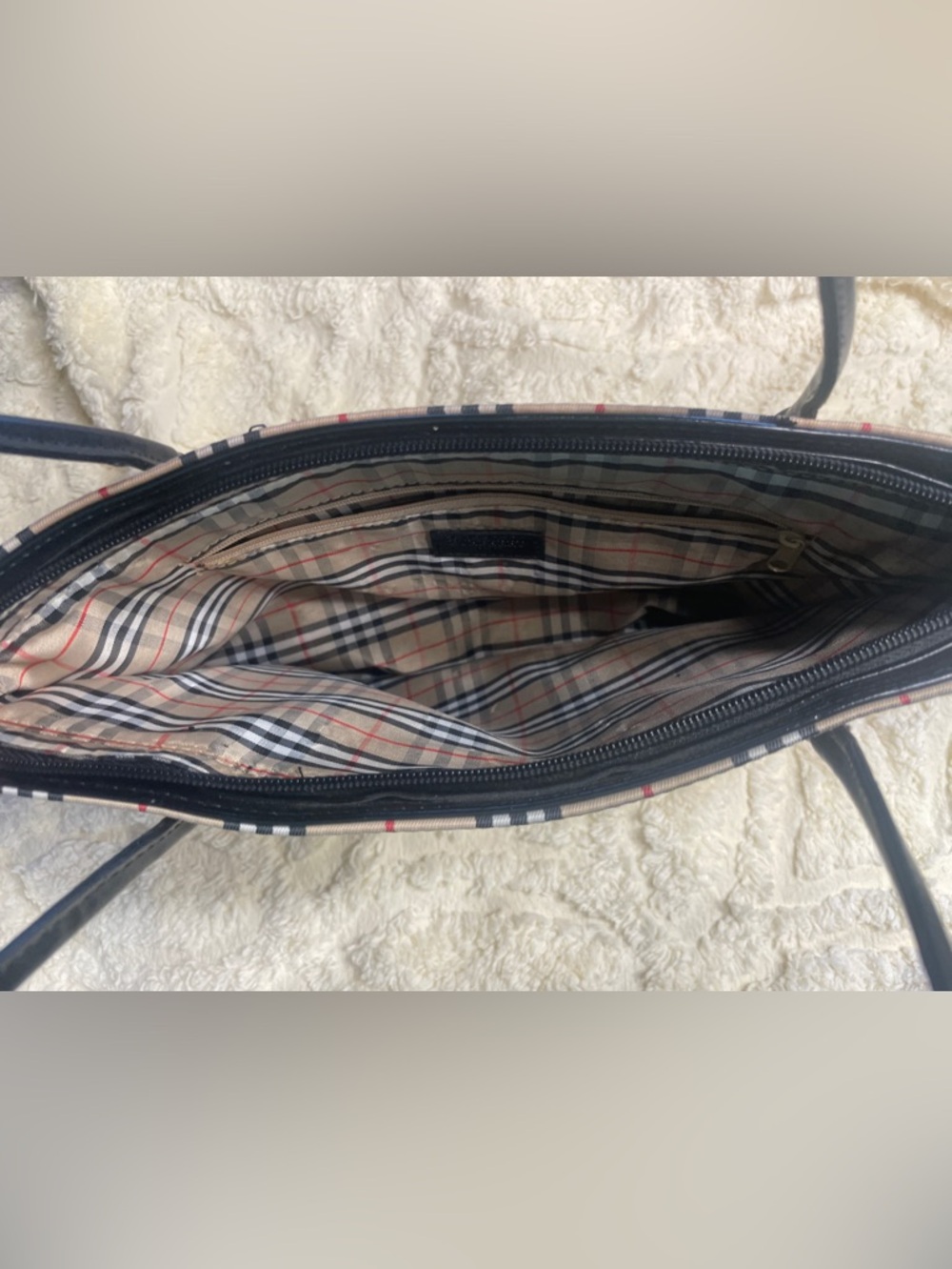 Burberry Classic Plaid Tote Bag in Beige with Black Straps - Picture 7 of 8